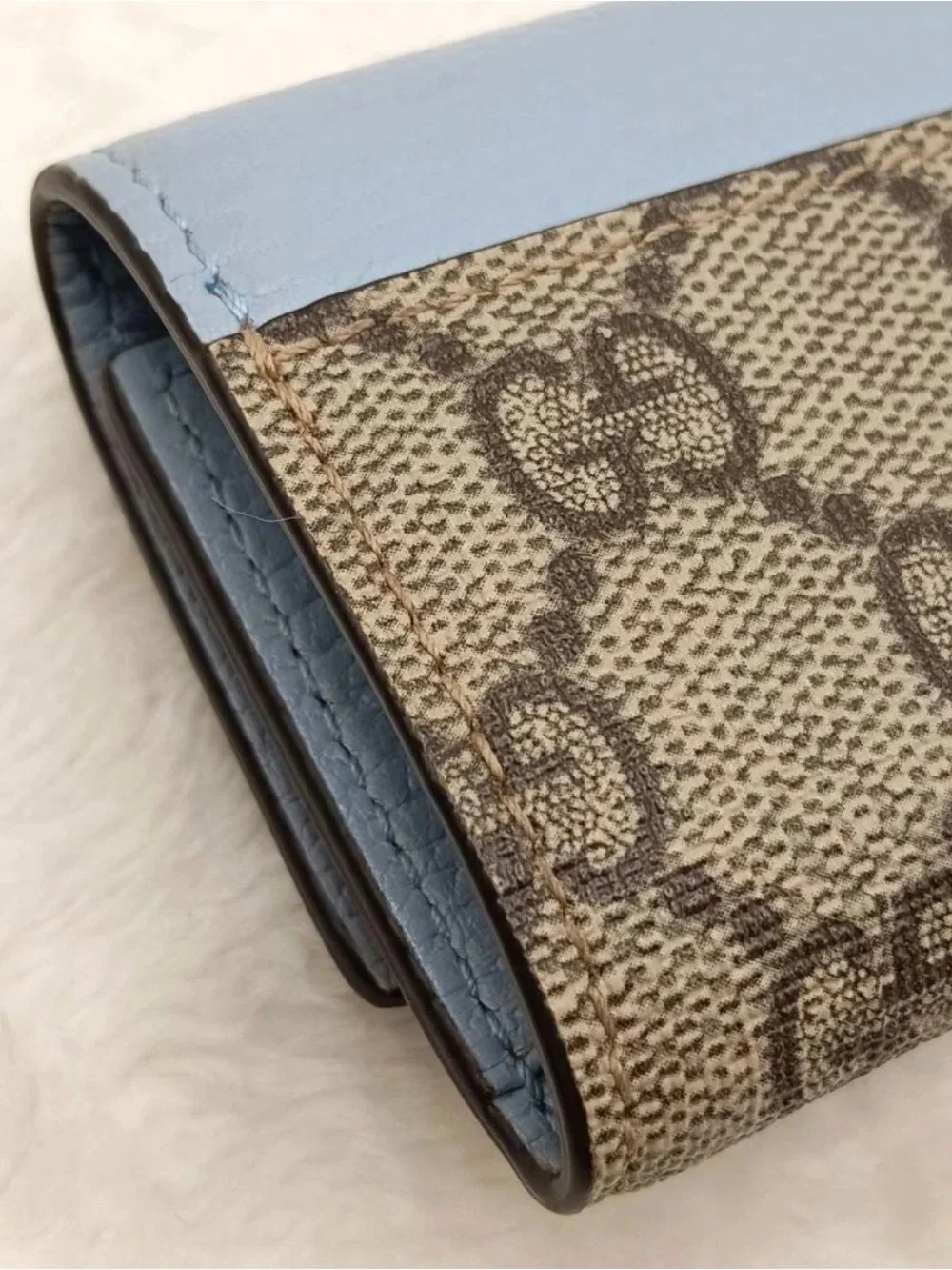 Gucci GG Marmont Leather 6-Key Case Blue